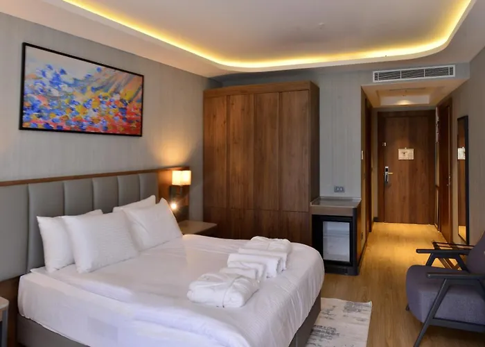 Hotel Azura World 5*