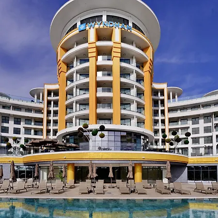 Szálloda Azura World 5*