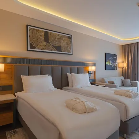 Azura World Szálloda 5*