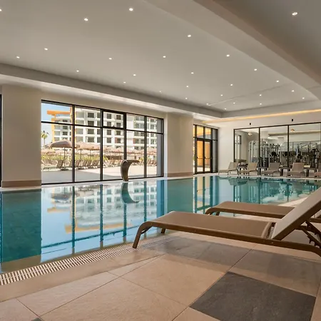 Готель Azura World 5*