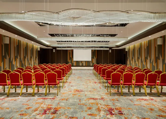 Azura World מלון