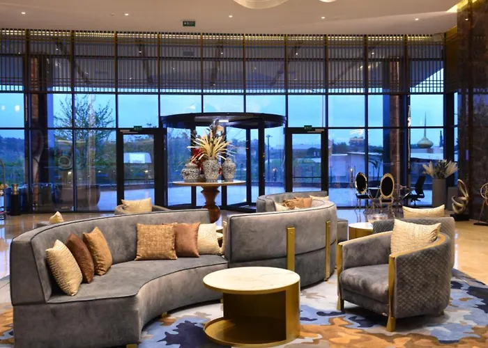 Azura World ホテル アランヤ