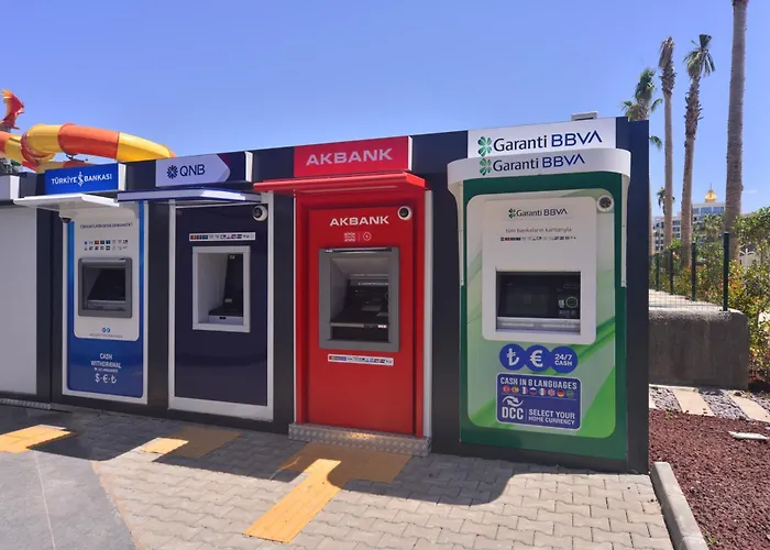 Azura World ホテル