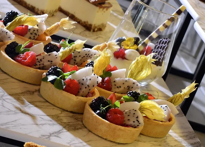 Azura World ホテル 5*