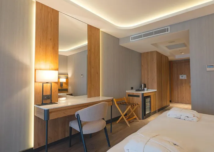 ホテル Azura World 5*