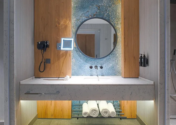 Azura World ホテル 5*