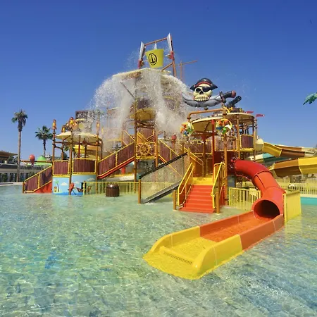 Wyndham فندق ألانيا